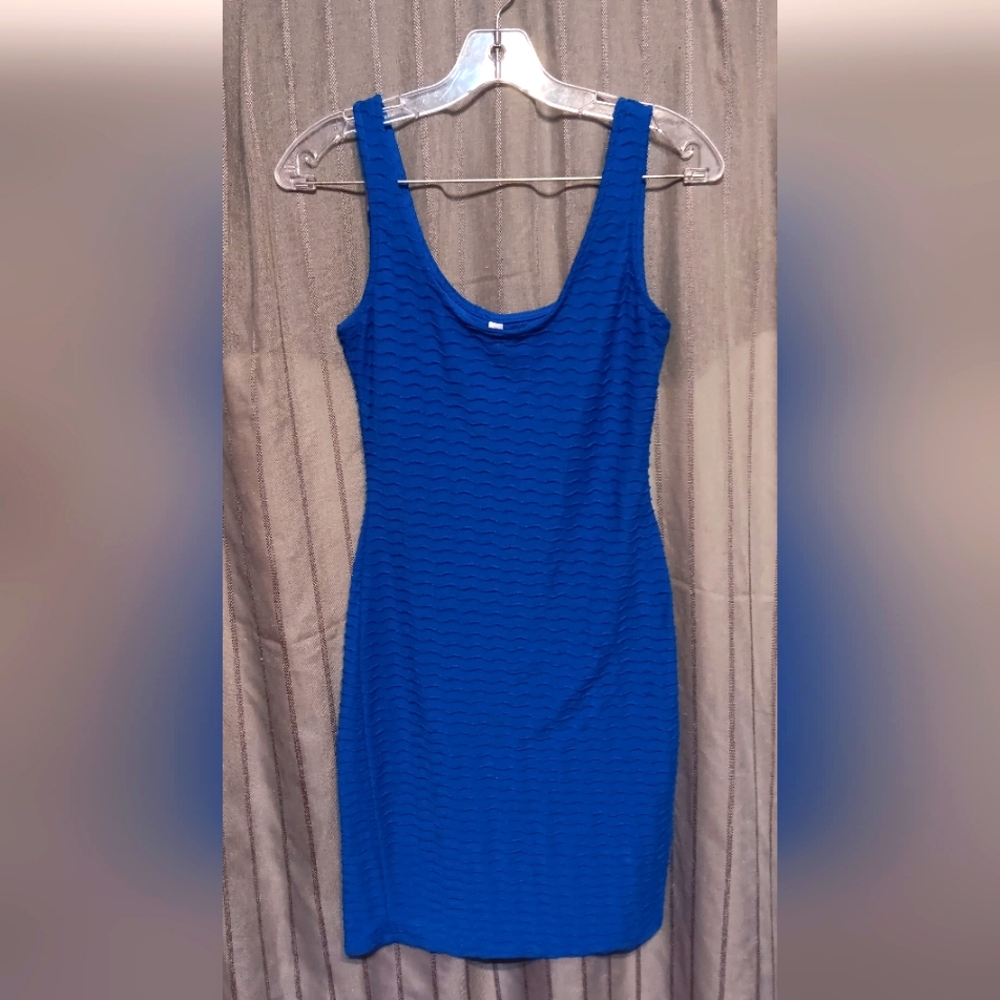 Xhiliration Size S Royal Blue Form Fitting Sleeveless Textured Dress